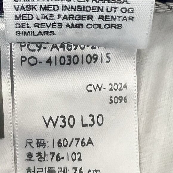 Levi's Women's Middy Straight Geometric Blue White Denim Jeans 30x30 Cotton NWT - Picture 8 of 14